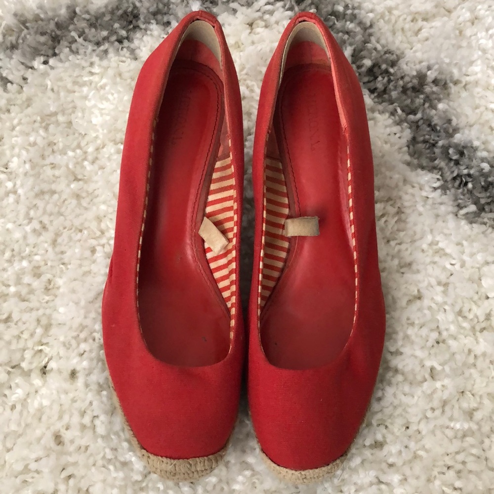 Red wedge heels - size 9.5 - Picture 5 of 5